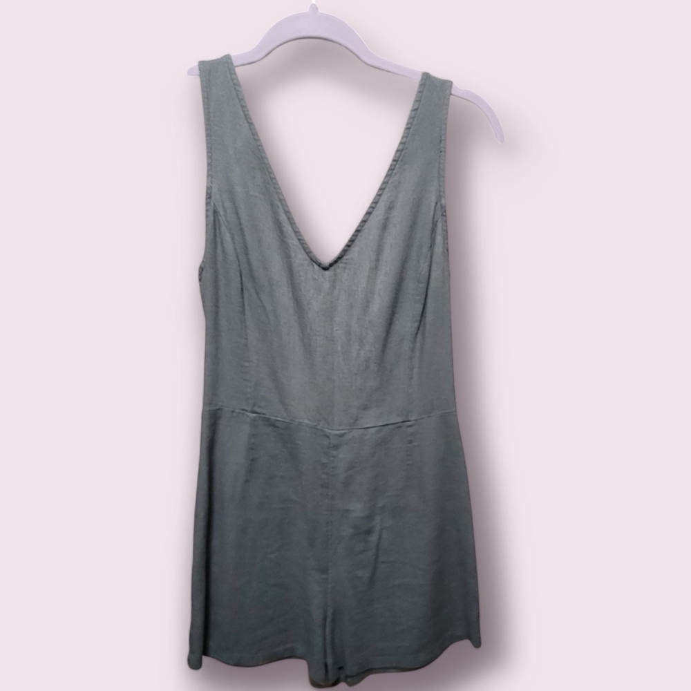 Stylish Green Sleeveless Romper